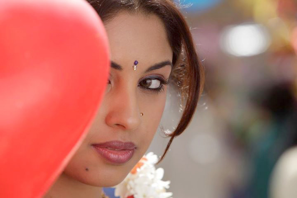 Exclusive: Richa Gangopadhyay in Osthi Movie - Stills | Picture 104699